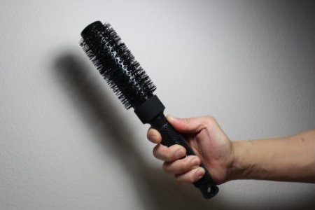 Ergo Professional Round Brush Er33ci - 33mm (1Â¾') Ionic Ceramic Round Brush